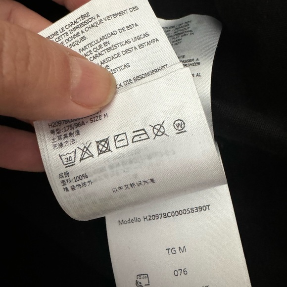 Moncler tshirt - Picture 11 of 11